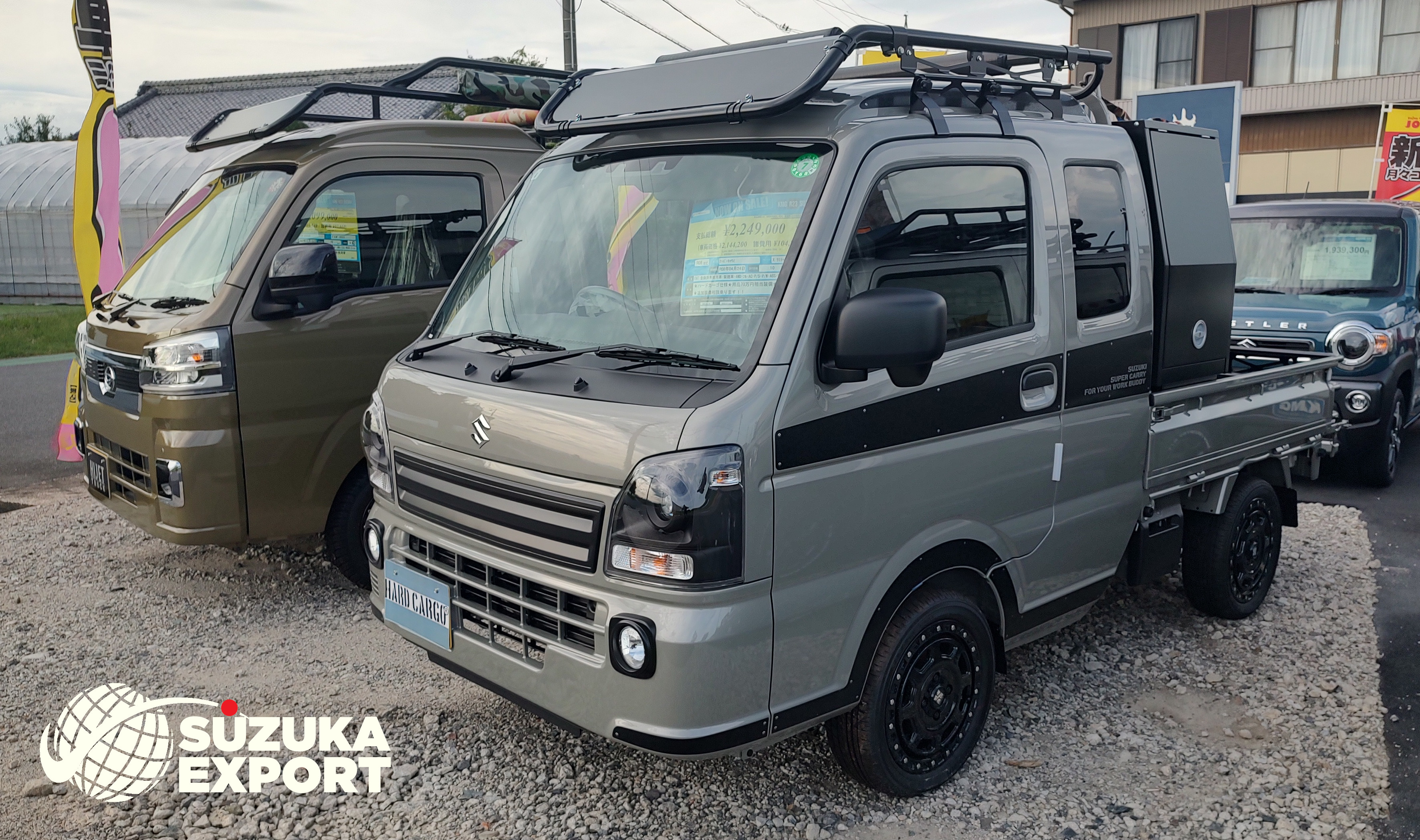 Modified Kei Trucks in Suzuka